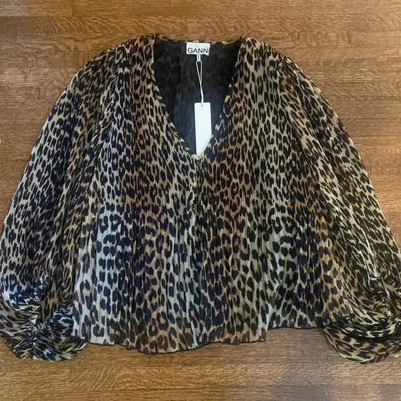NWT GANNI pleated georgette blouse - size 36 - Picture 1 of 4